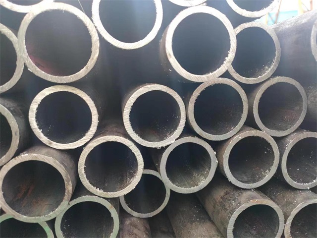 锦州10#结构用无缝钢管